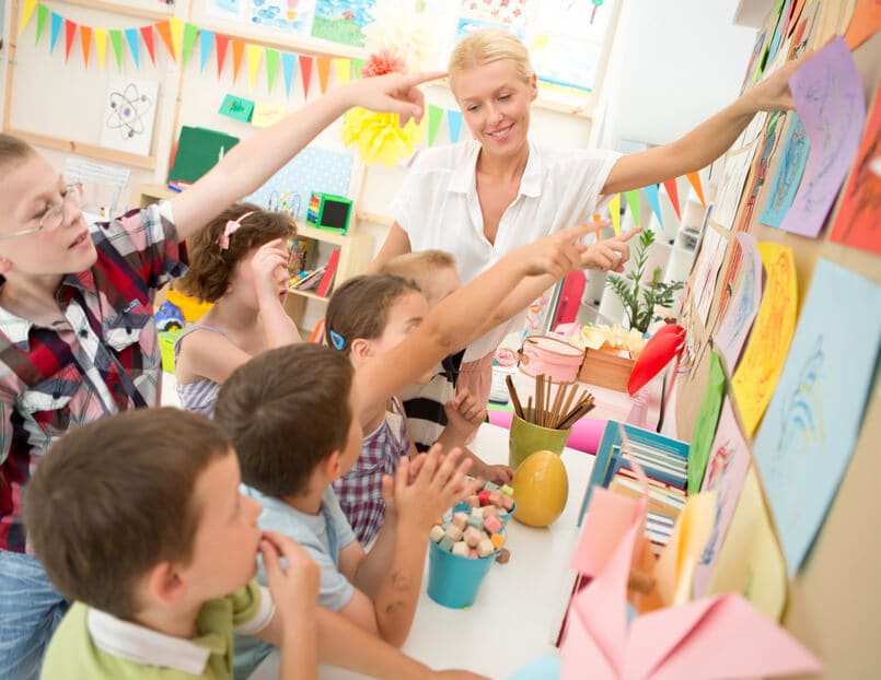 Tax Tips for Teachers: Deducting Out-of-Pocket Classroom Expenses