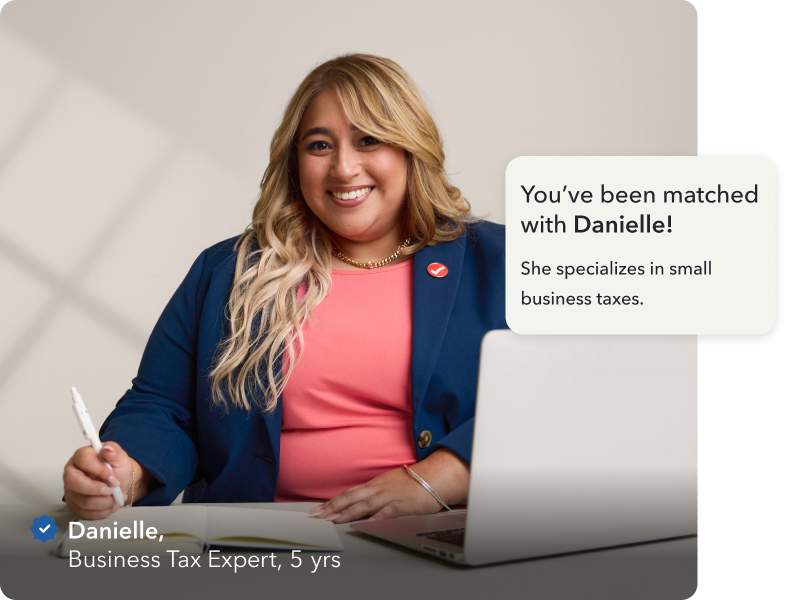 Meet Danielle, one of our experts. She has five years of experience.