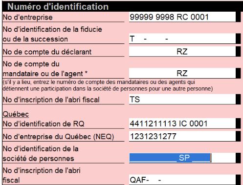 Un écran d’ordinateur auquel un code d’accès est joint.